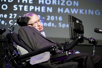 Detienen en España a mujer que amenazó atentar contra Stephen Hawking