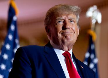 Juez multa a Trump por demanda que buscaba "venganza política" contra Clinton