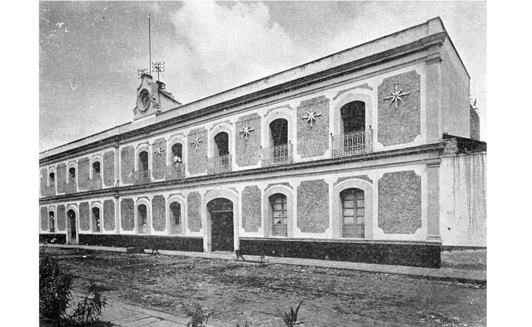Así lucía el antiguo edificio de la Delegación Iztapalapa en 1930. Imagen: Col. Villasana-Torres