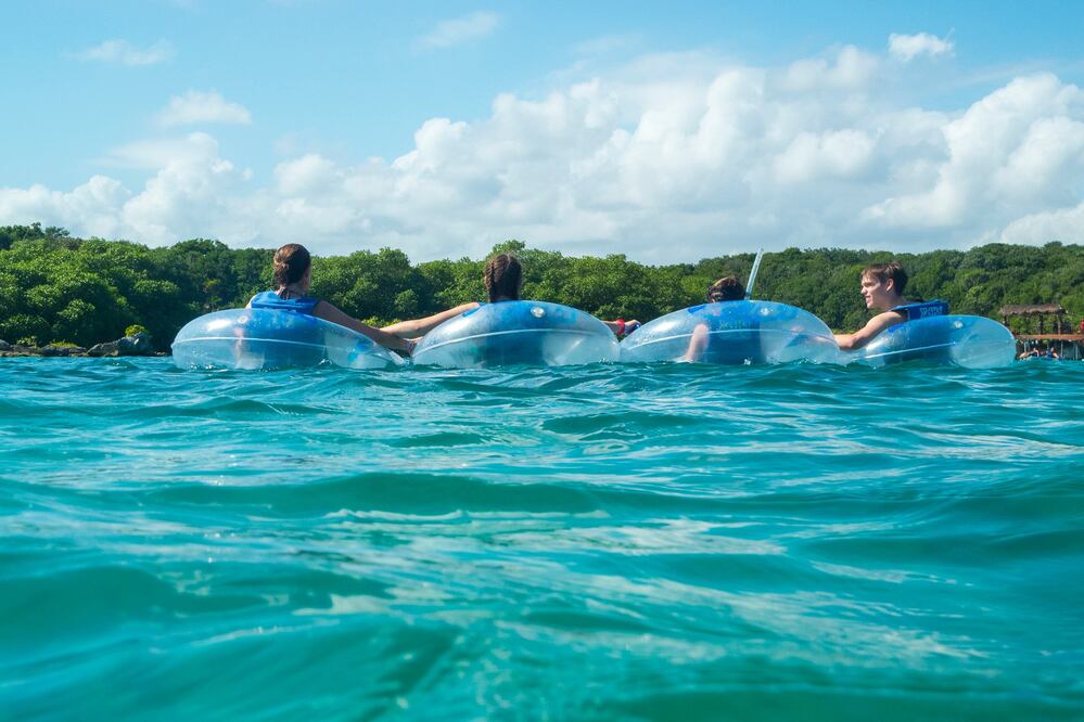 En una sola plataforma puedes reservar vuelos y hoteles. Foto: Istock