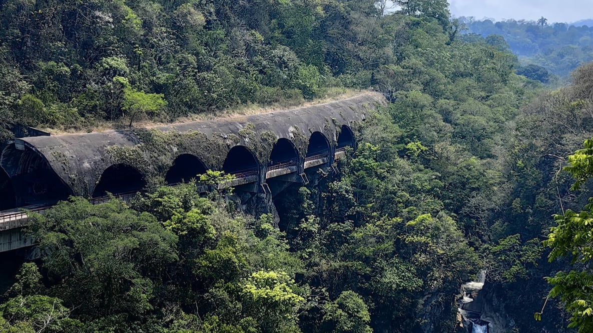 Puente Pénsil Atoyac, Veracruz. Foto:  Yeya's Trips, Jessica Navarro