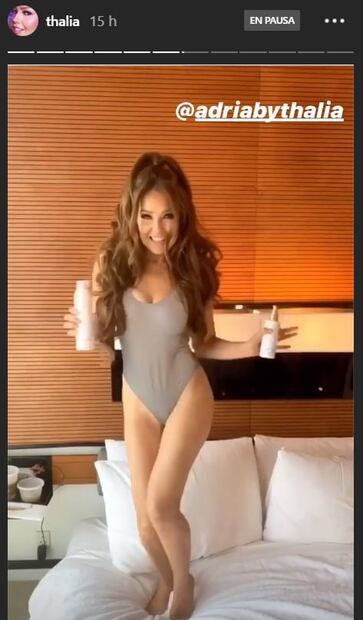 Thalía luce sus curvas y revive el "Me oyen, me escuchan" 