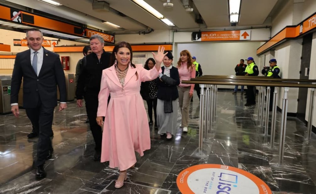 Clara Brugada entrega 20 escaleras mecánicas en líneas 7, 8 y 9 del Metro de la CDMX; la meta es sustituir 120.
Foto: Especial.