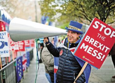May y líder opositor buscan salvar el Brexit