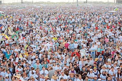 Revoluciona Papa a Ecuador