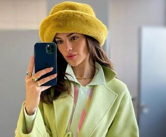 Eiza González nos muestra cómo llevar un total look de lentejuelas