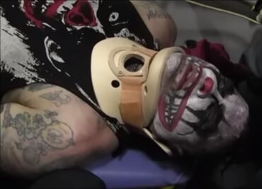 El luchador Pagano está hospitalizado tras ser castigado con un martinete: "Siento la cintura en otro lado"