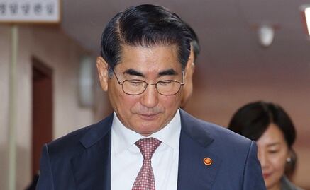 Corea del Sur: exministro de defensa intentó suicidarse en centro de detención; lo reportan como estable