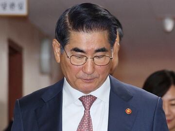 Corea del Sur: exministro de defensa intentó suicidarse en centro de detención; lo reportan como estable