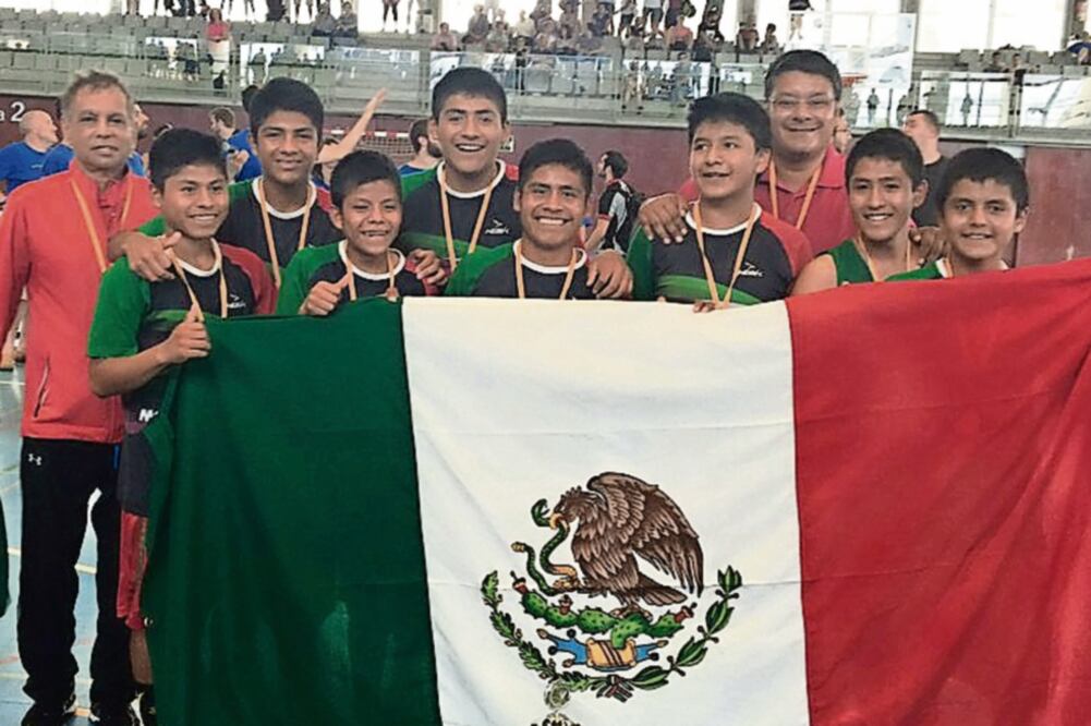 Los infantes oaxaqueños fueron felicitados por Enrique Peña Nieto (CONSULADO DE MÉXICO EN BARCELONA)