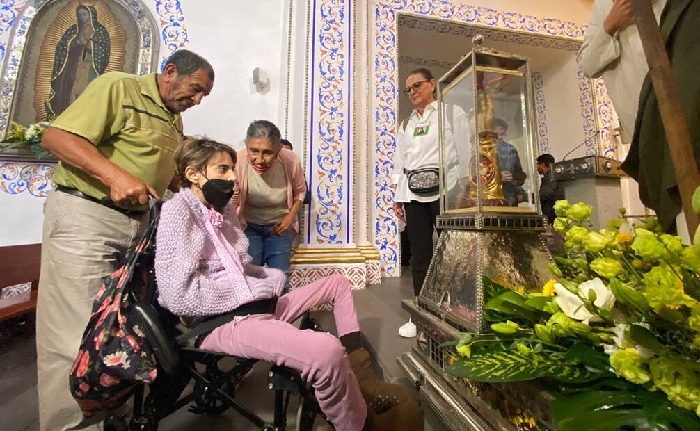 Dévotos en Álvaro Obregón visitan reliquia de San Judas Tadeo /Foto: Juan Carlos Williams. EL UNIVERSAL