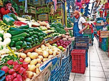 Cepal llama a evitar en AL “tercera década” perdida