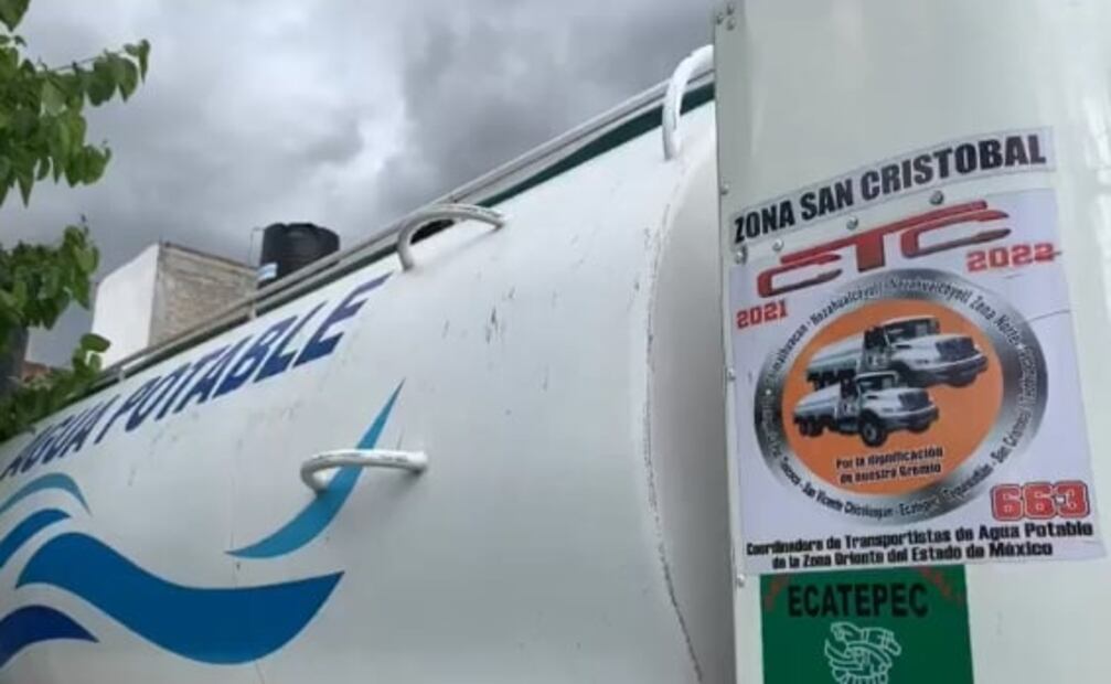 Aseguran toma clandestina de agua potable en Ecatepec