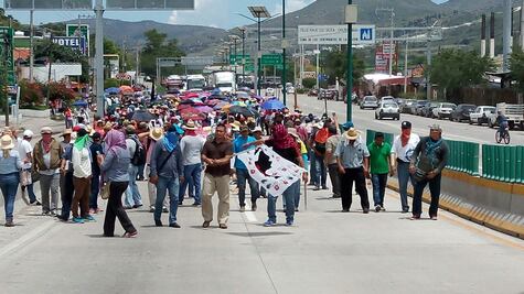Retiran maestros bloqueos en Guerrero