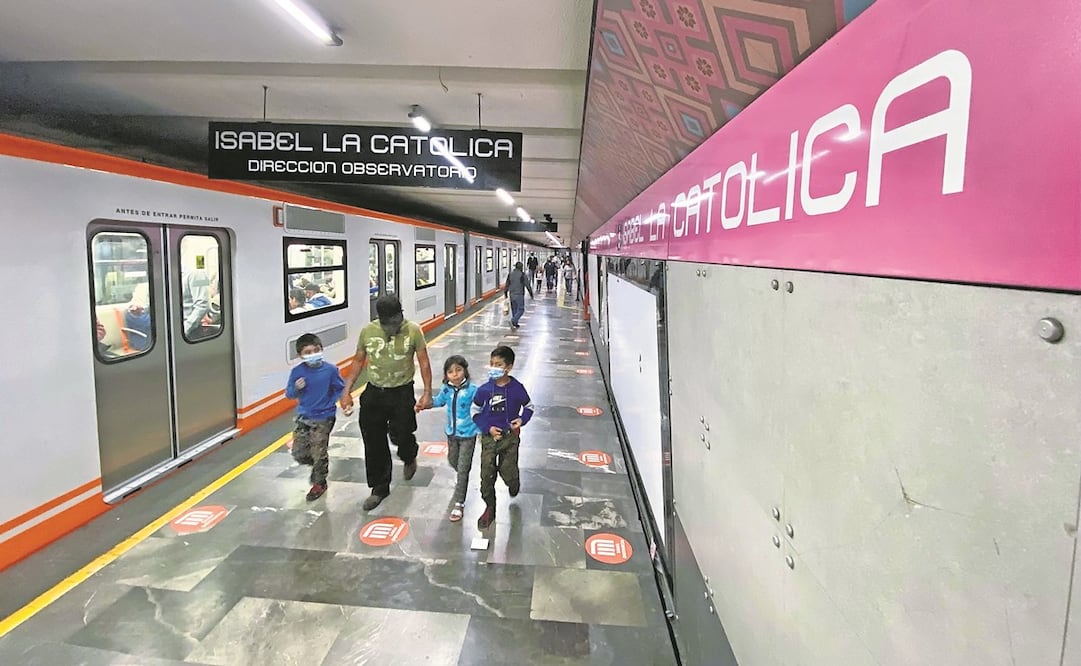 Los trabajos de modernización de la Línea Rosa incluyen la compra de 29 trenes, con 35% más de capacidad, nuevos sistemas de control de unidades y sistemas de telefonía, radio y videovigilancia inteligente. Foto: Berenice Fregoso/ EL UNIVERSAL.
