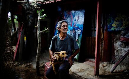 "Van Gogh" cubano transforma su hogar en museo de arte