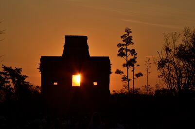 Cómo es el equinoccio de primavera en la zona arqueológica de Dzibilchaltún, Yucatán