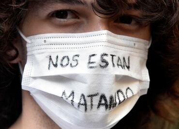 "Lo mataron por maricón": protestan en España por crimen de odio contra Samuel Luiz