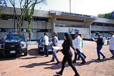 Chocan fiscalía y alcaldía de BJ por revisión a patrullas