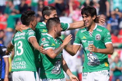 León terminó con el invicto de los Gallos Blancos