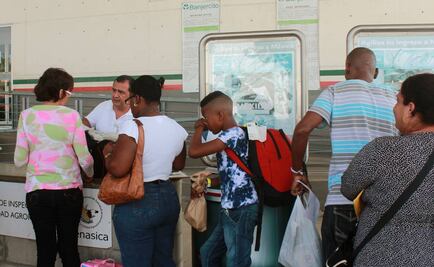 Parte primer vuelo a México con migrantes cubanos