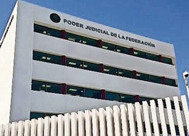 Conceden suspensión a magistrada contra baja de sueldo