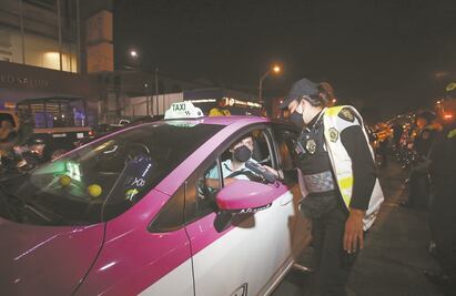 En navidad 62 personas reciben a Santa Claus en el "Torito" con cochinita pibil