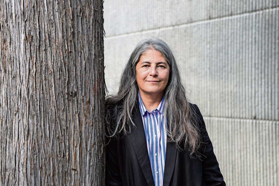 Selva Almada (Entre Ríos, 1973) es una de las voces más reconocidas de la narrativa latinoamericana contemporánea; fue finalista del International Booker Prize 2024 por No es un río. Crédito: Gabriel Pano / El Universal