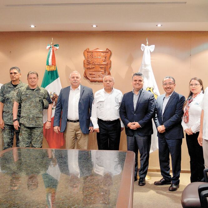 Colaboración. Autoridades estatales y federales se reunieron para atender el fenómeno migratorio. ESPECIAL