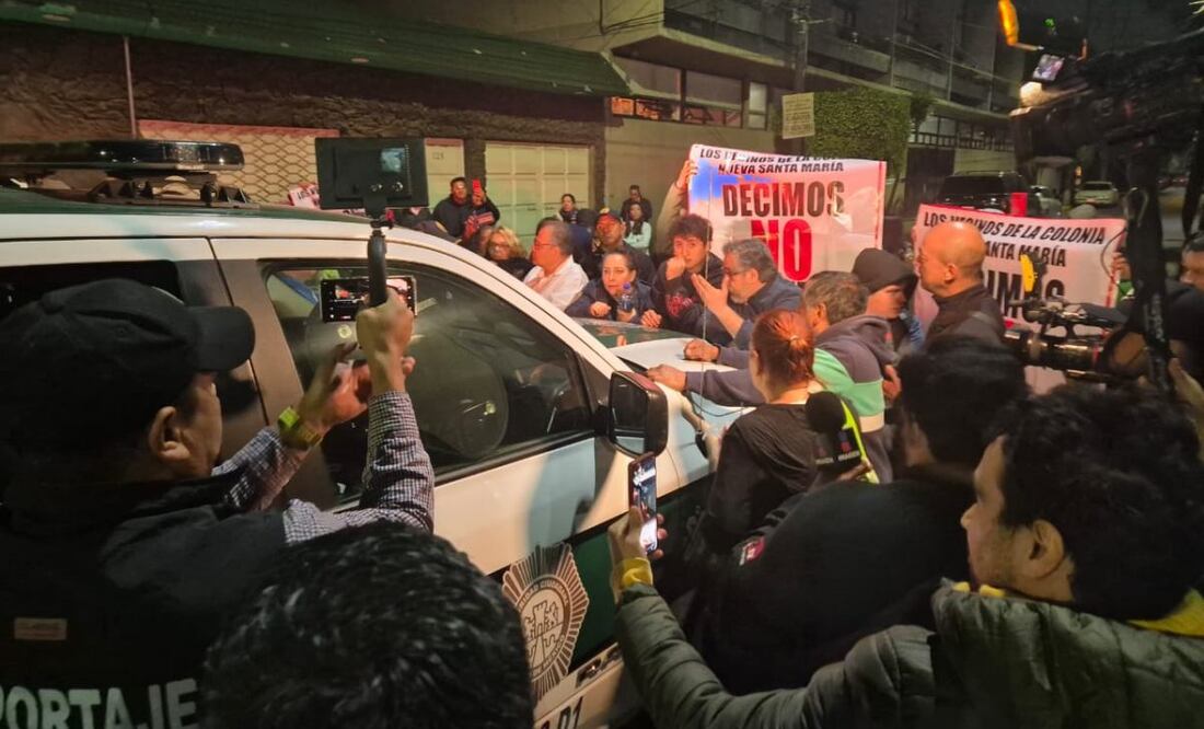 Vecinos de Azcapotzalco vuelven a cerrar Eje 2 norte (20/03/2025). Foto: Jorge Alejandro Medellín / EL UNIVERSAL