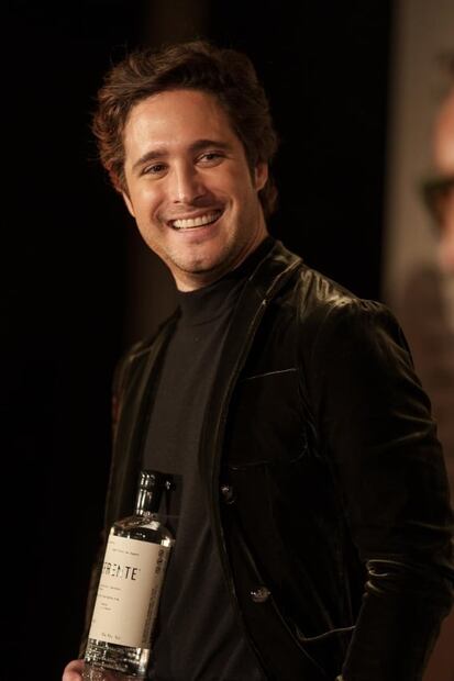 Nace el tequila Defrente de Diego Boneta
