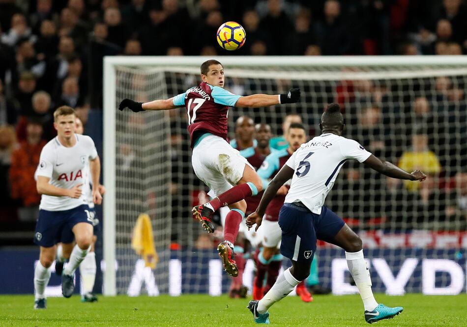 Volvió a fallar Javier Hernández