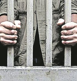 Piden mayor castigo para policías vinculados