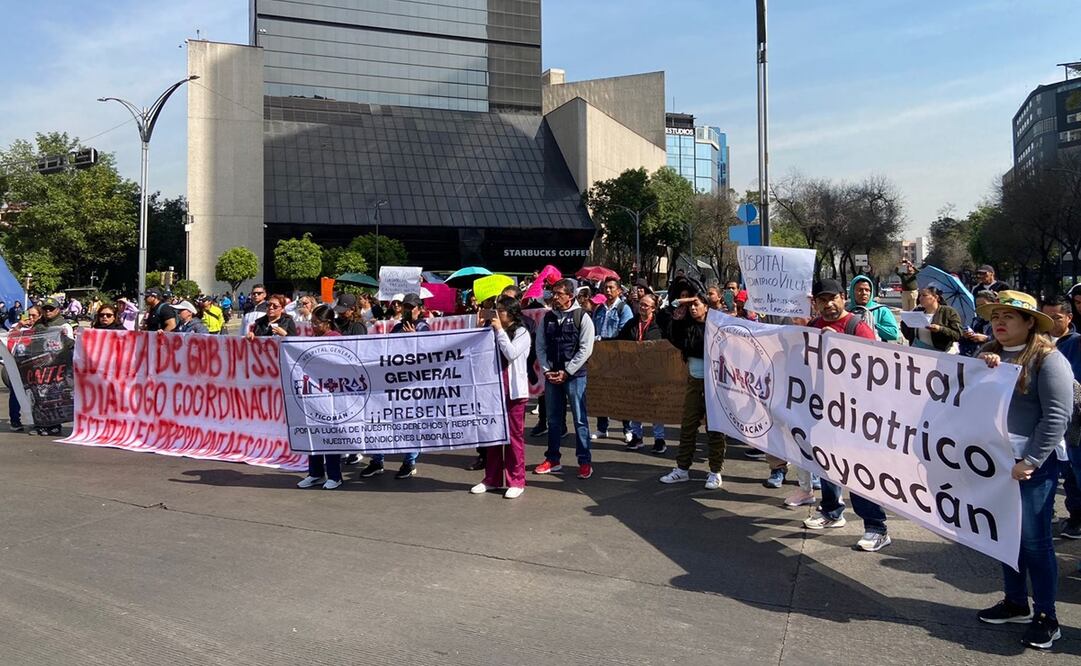 Protesta personal médico exige pagos atrasados. Foto: Sharon Mercado / EL UNIVERSAL
