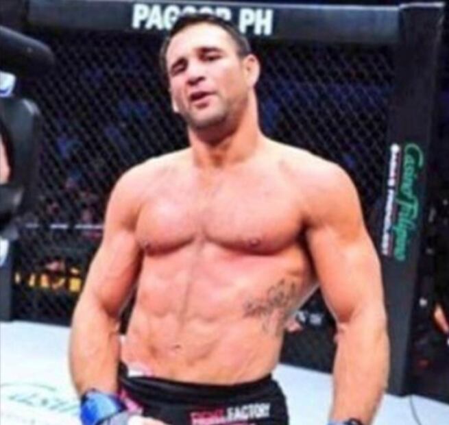 Detienen a ex peleador de UFC por matar a golpes a su novia en un hotel en Nayarit