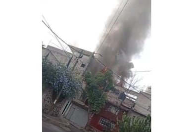 Incendio en vivienda de Iztapalapa deja una mujer muerta y un hombre con quemaduras en el rostro