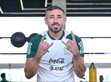 Héctor Herrera presume estar de vuelta con la Selección Mexicana y la afición lo revienta