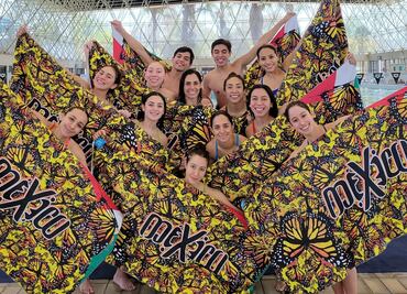 Selección Mexicana de natación artística invita a comprar toalla especial para seguir recaudando dinero