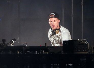 Famosos lamentan la muerte de Avicii