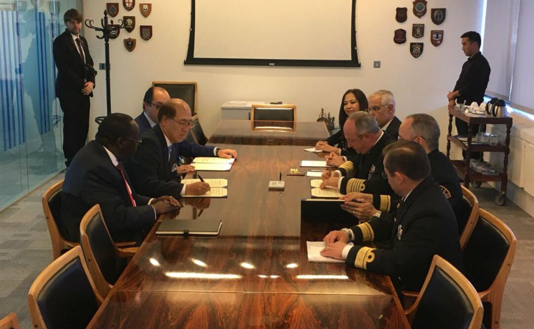 Durante su visita a Londres, Reino Unido, en el marco del Día Marítimo Mundial, firmó un Memorando de Entendimiento sobre Cooperación Técnica en el ámbito marítimo. FOTO: ESPECIAL