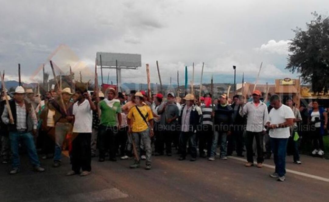 Reinstalan bloqueo en carretera a Nochixtlán