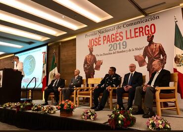 Galardonan con Premio José Pagés Llergo a periodistas de EL UNIVERSAL