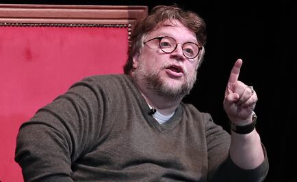 Guillermo del Toro pagará los gastos del joven que ganó beca