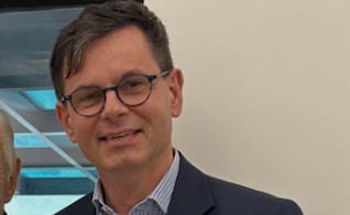 Christophe Leribault será el nuevo jefe del Louvre; deberá enfrentar crisis de seguridad y reformas históricas