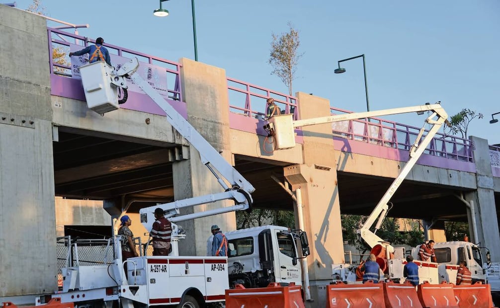 El Parque Elevado de la Calzada de Tlalpan, de la plaza Pino Suárez al Metro Chabacano, se entregará entre el 7 y 8 de junio, según anunció hace unos días la jefa de Gobierno, Clara Brugada. Foto: Karla Guerrero / EL UNIVERSAL