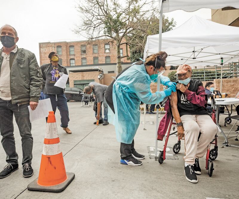 Actualmente, en Estados Unidos el plan de vacunación a la población en general va en la etapa de inmunizar a los adultos mayores. Foto: ARCHIVO EL UNIVERSAL