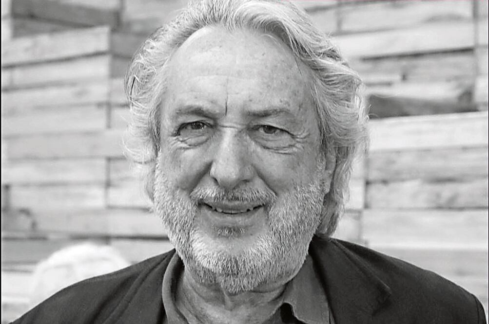 Hernán Lara Zavala, autor
de Península, península,
es novelista, cuentista, ensayista, editor
y catedrático mexicano. / SECRETARÍA DE EDUCACIÓN TABASCO