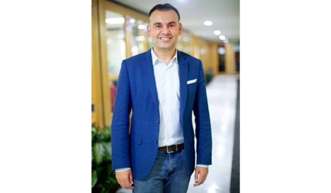 Tony Robbins está listo para quitar el miedo a los mexicanos