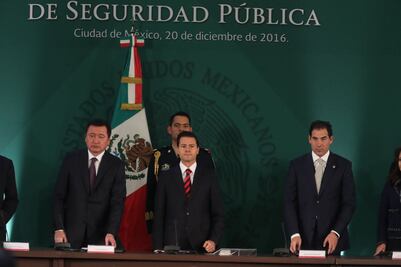 Peña Nieto llama a modernizar instituciones de seguridad