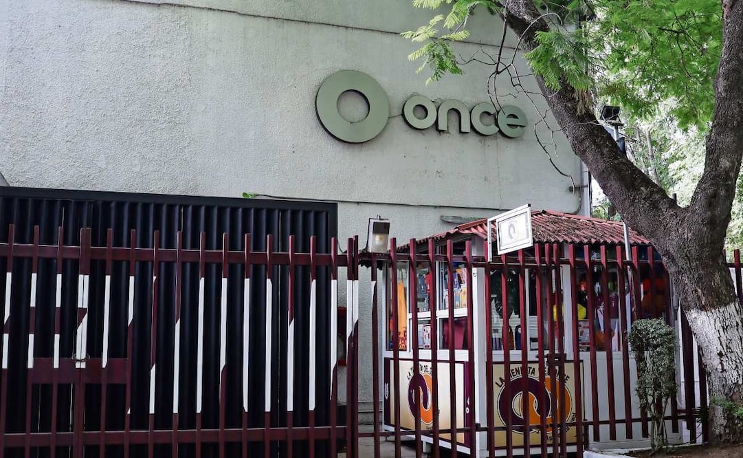 Paro en Canal Once pone en riesgo archivo de Pacheco